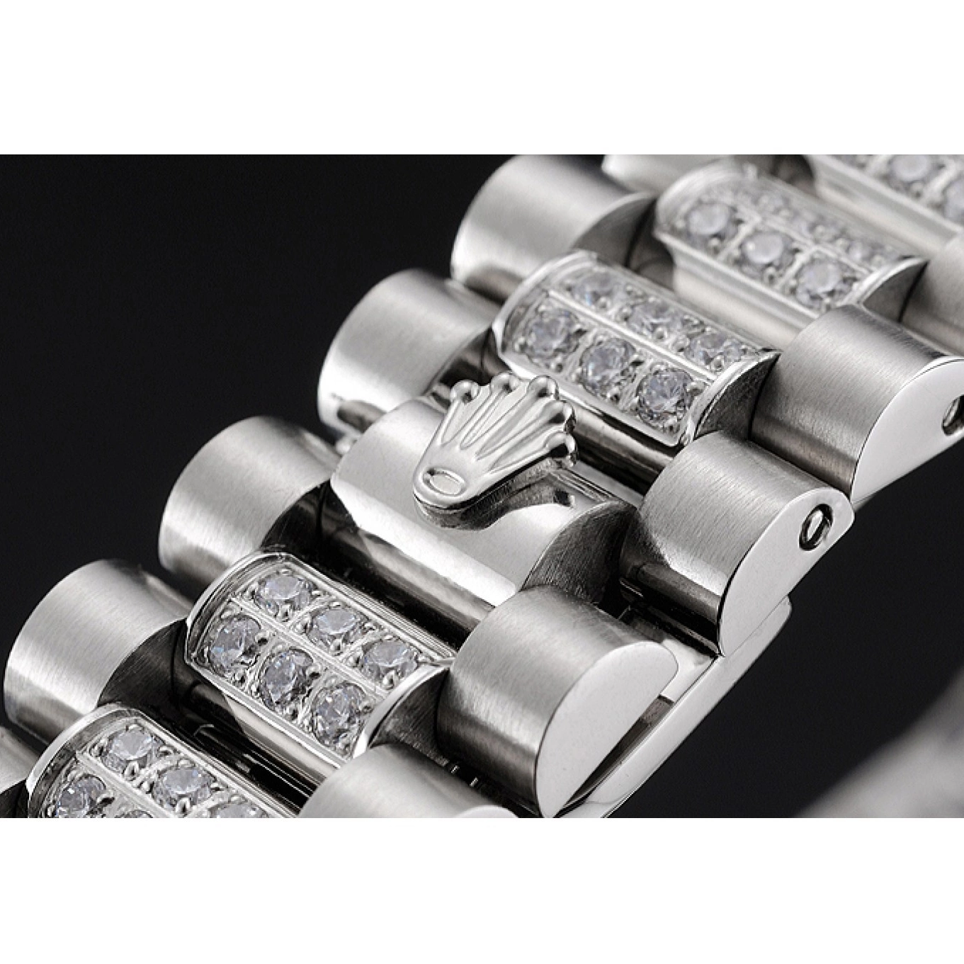 Aaa replica watch Bracelet Date Steel Bezel Rolex And Diamond Pave And Swiss Day Stainless Dial 0518